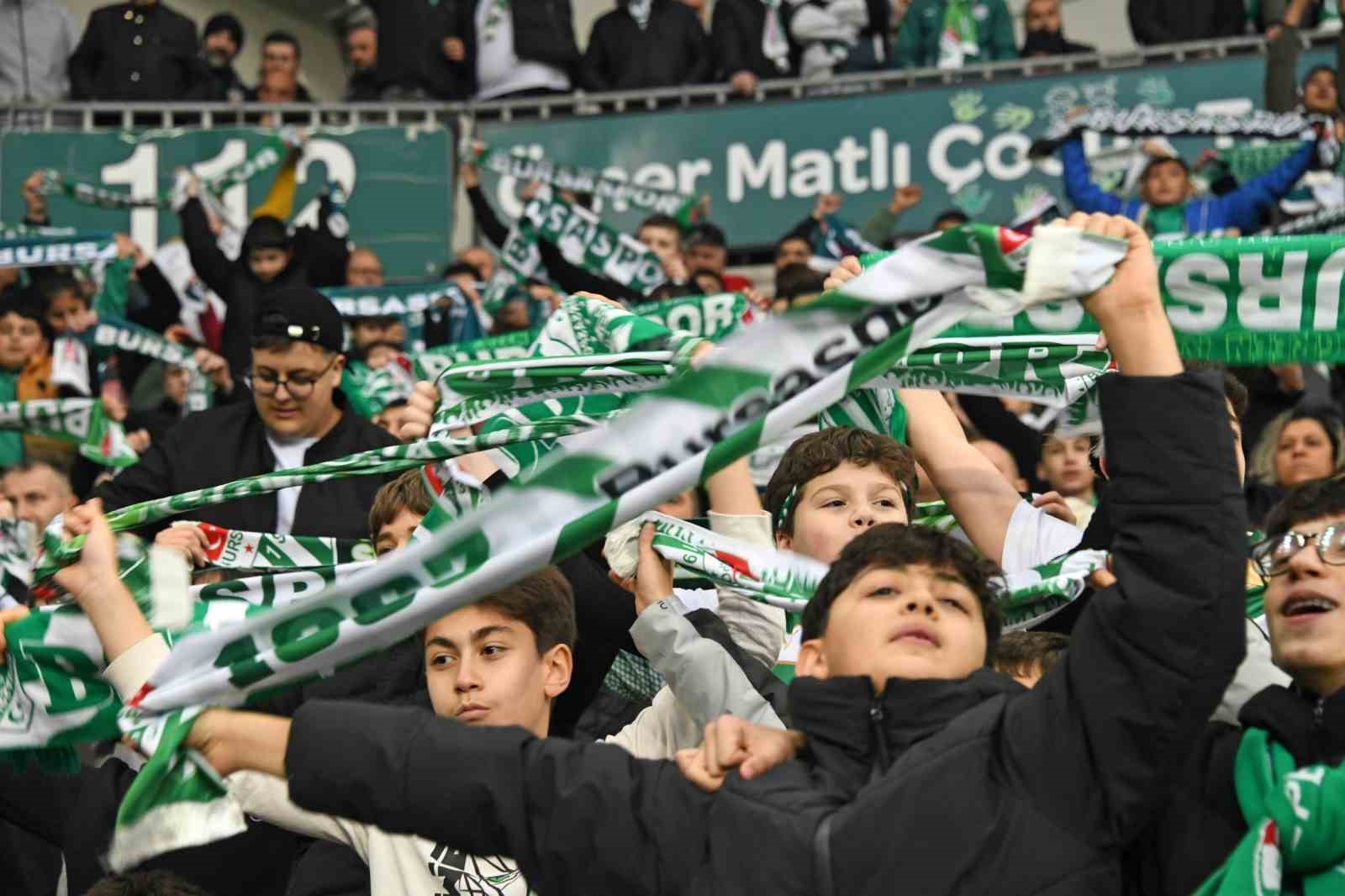osmangazi belediyesi 100 cocugu bursaspor ile bulusturdu 1 mumk4uir