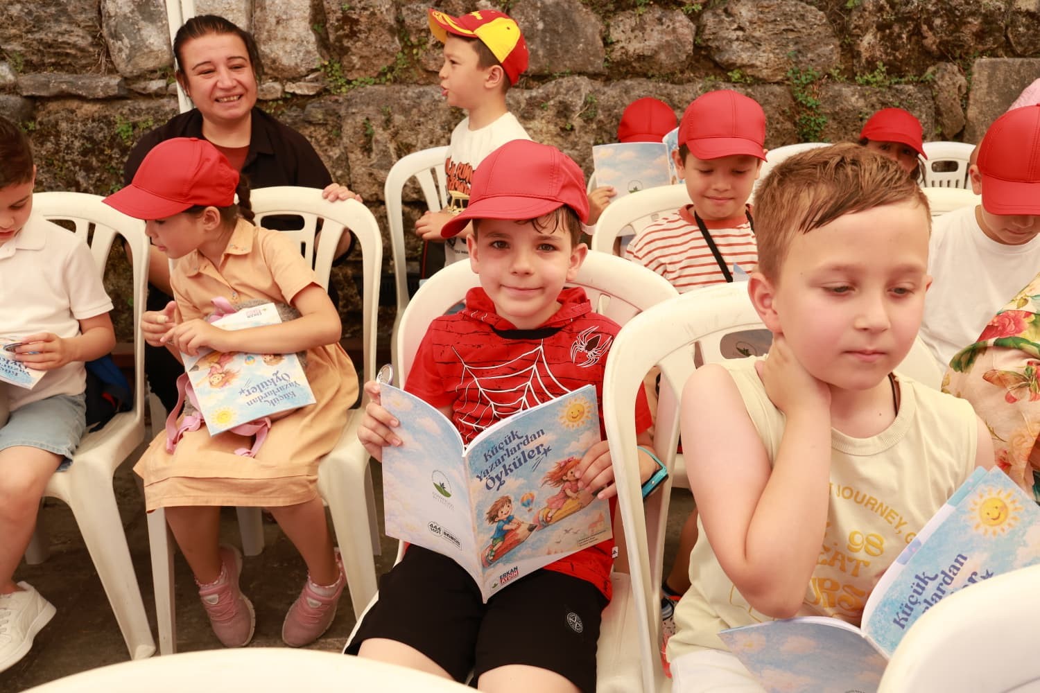 osmangazi belediyesi cocuklara kitap ve tarih sevgisi asiliyor 1 VUz6Bb5m