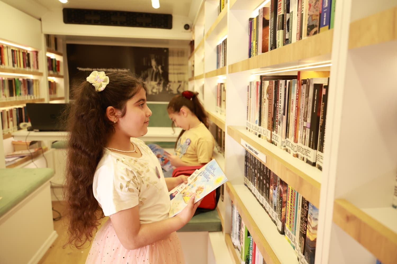 osmangazi belediyesi cocuklara kitap ve tarih sevgisi asiliyor 5 RUrqzW4i