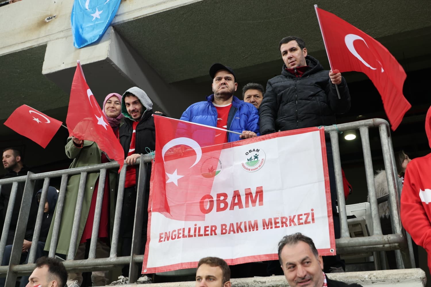 osmangazi belediyesi engelli bireylere milli mac heyecani yasatti 2 H8VsVQCZ