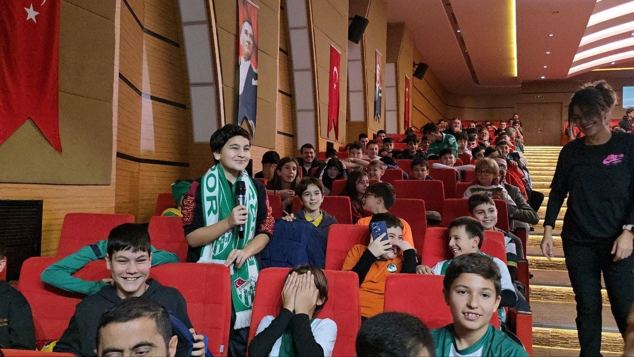 osmangazi belediyesi yetenek evlerinde hayaller eserlere donustu 1 dcgKyC7L