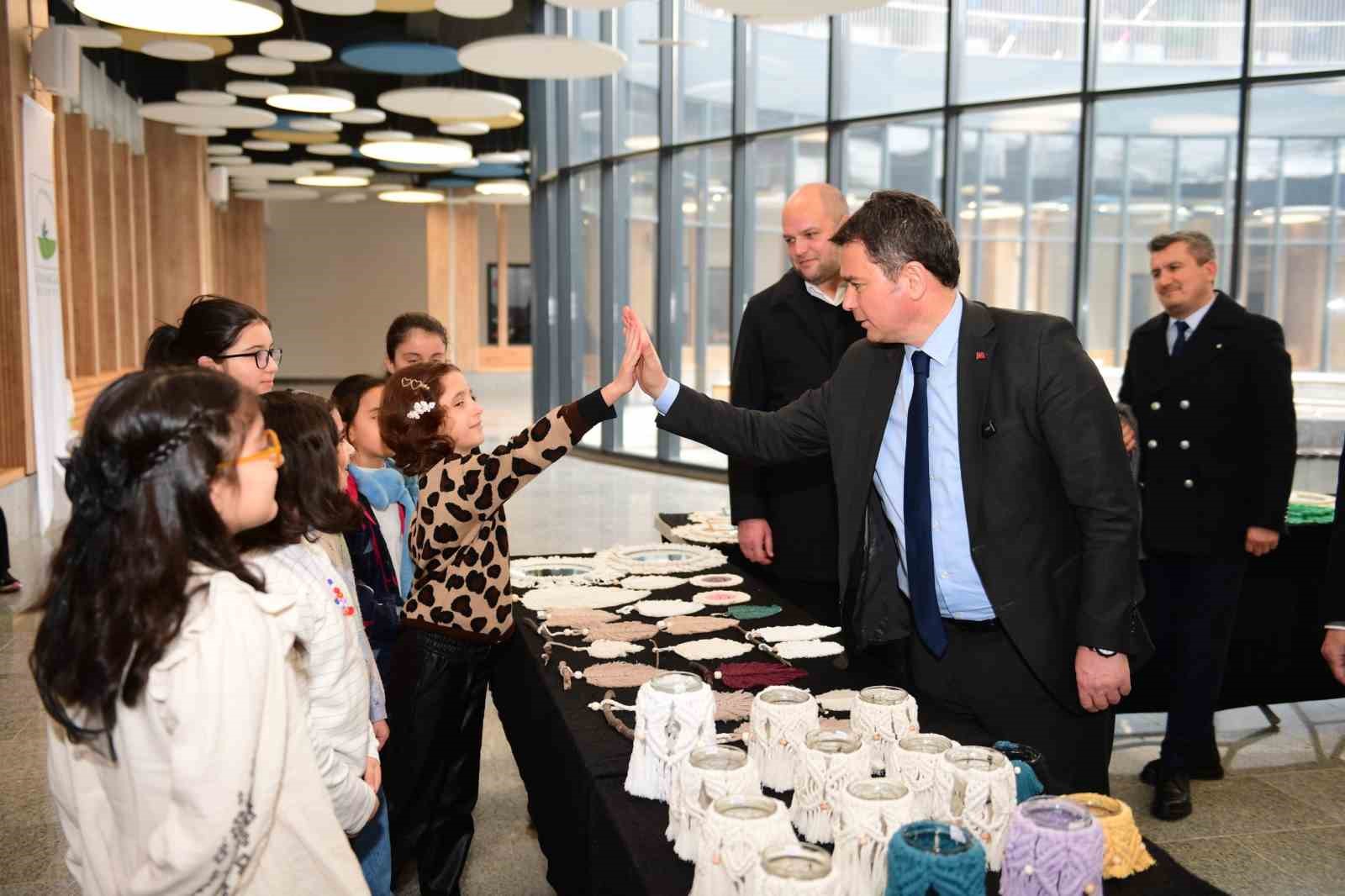 osmangazi belediyesi yetenek evlerinde hayaller eserlere donustu 3 TjiMBs7s