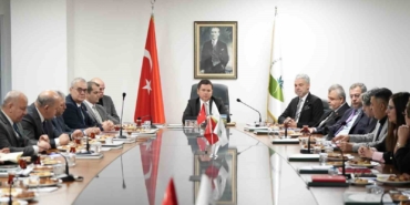 osmangazi-belediyesinde-yil-sonu-degerlendirme-toplantisi-gerceklestirildi-4HkQbzU6.jpg