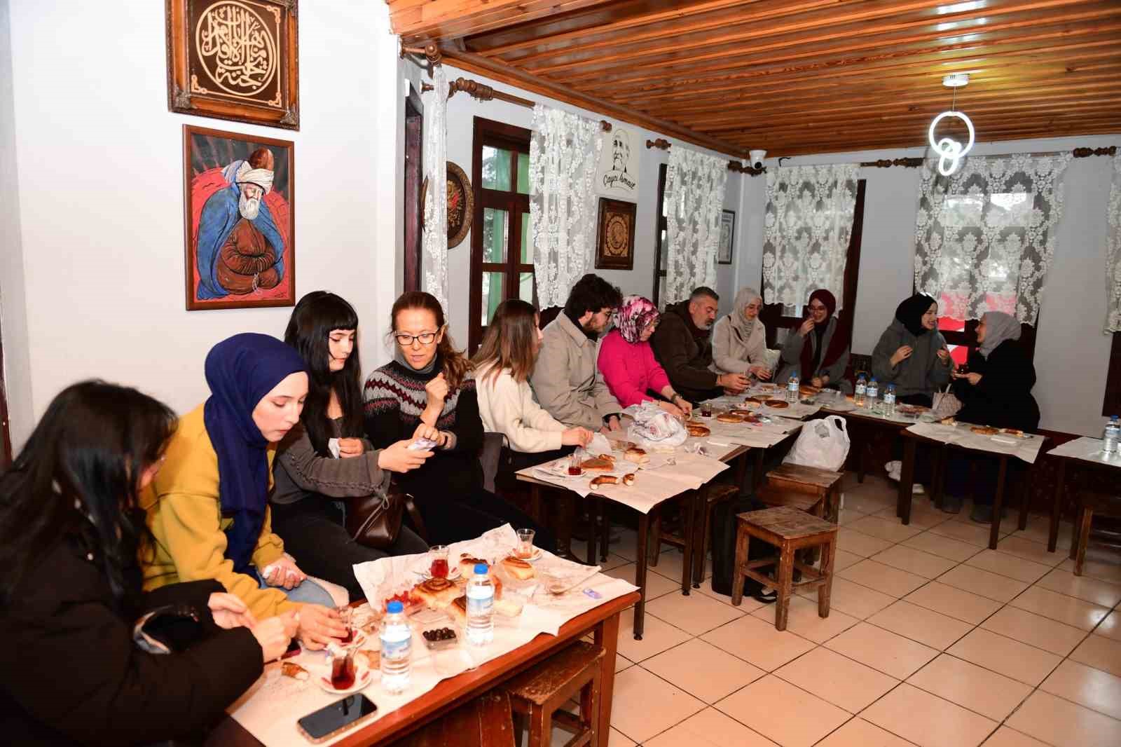 osmangazi belediyesinden genclere lezzet dolu tanitim 1 Bc3dAUMQ