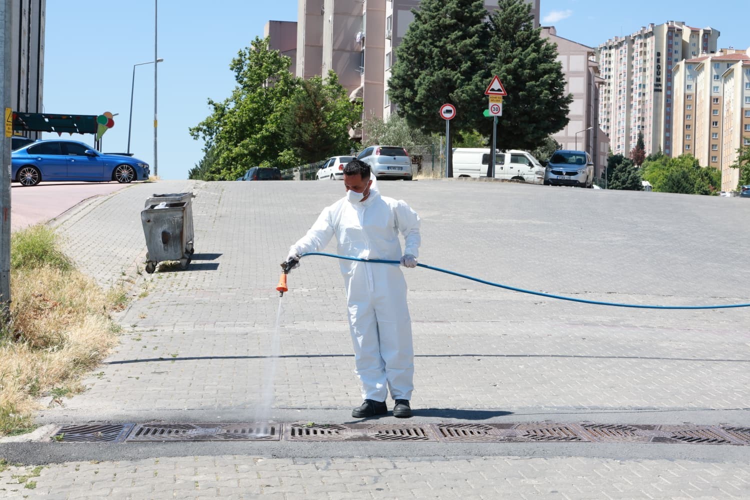 Osmangazi Belediyesi’nden haşerelere karşı etkin mücadele 7 osmangazi belediyesinden haserelere karsi etkin mucadele 3 enPCQWnc