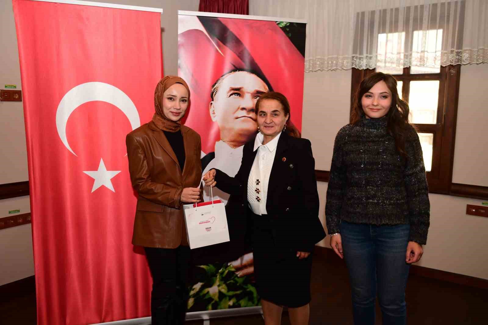osmangazi belediyesinden kadin sagligina farkindalik paneli 3 7kr5b2Rq