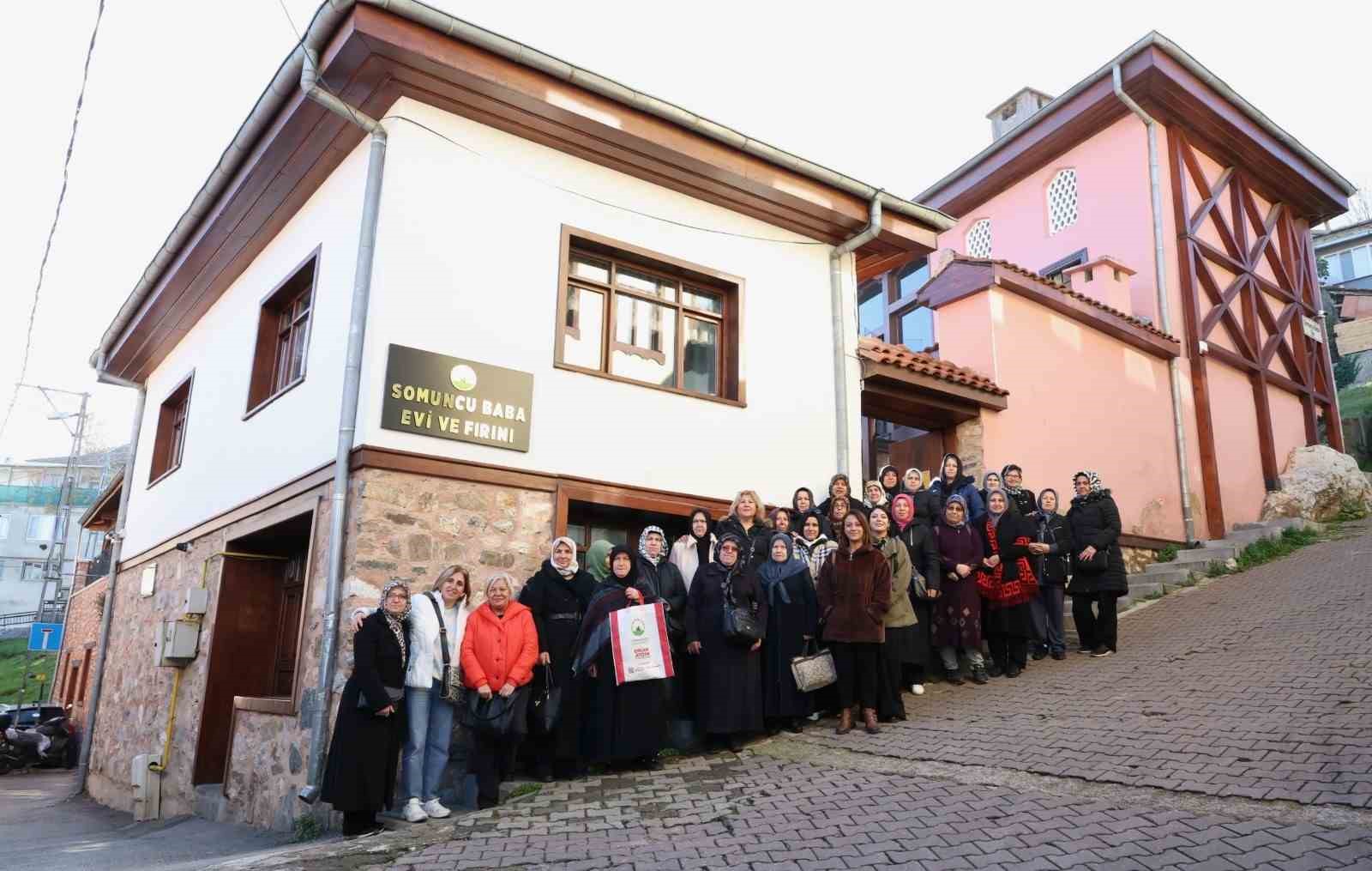 Osmangazi Belediyesi’nden kadınlara kültür gezisi 6 osmangazi belediyesinden kadinlara kultur gezisi 2 W6wQwnSj