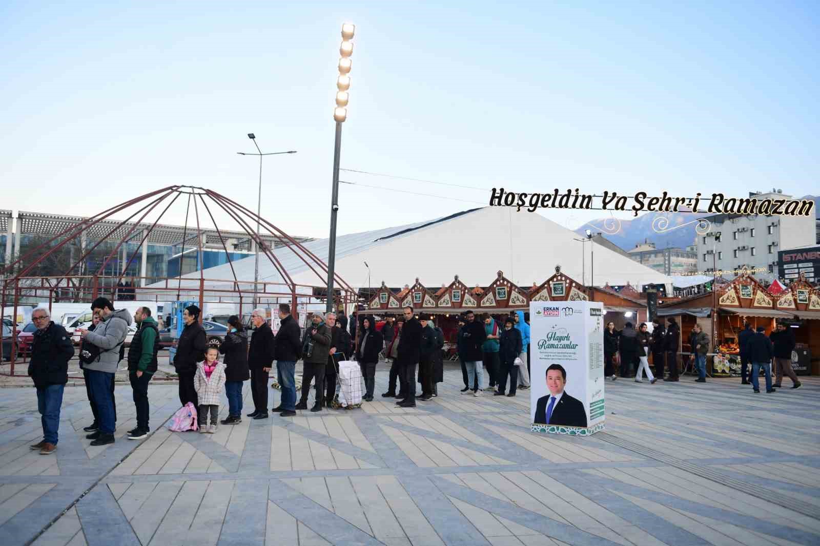 osmangazi belediyesinden kardeslik sofrasi 0 E4uPaO73