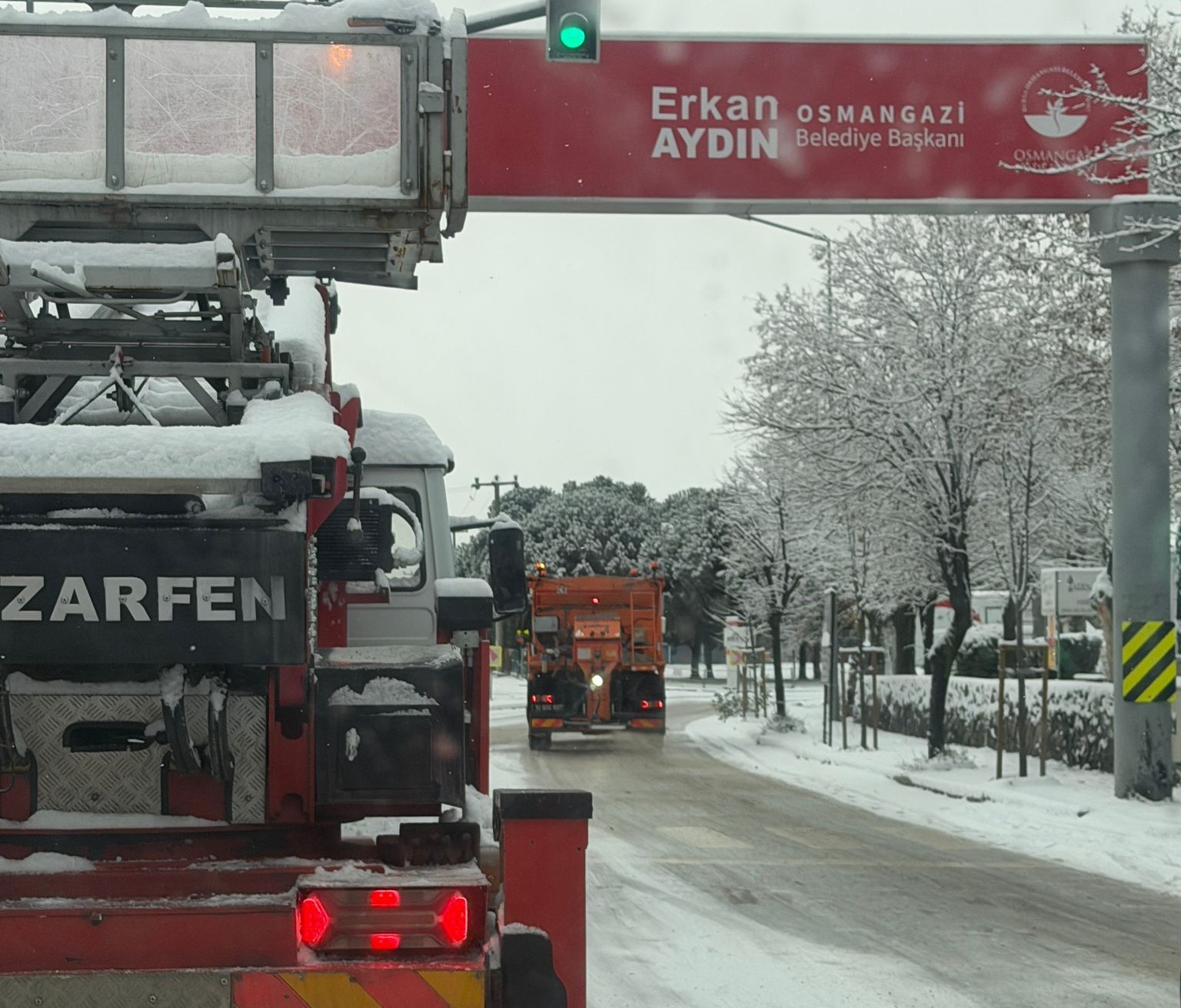 osmangazi belediyesinden karla mucadelede kesintisiz mesai 3