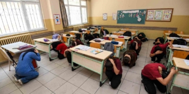 osmangazi-belediyesinden-okullarda-afet-bilinci-calismasi-Ii1pLGL7.jpg