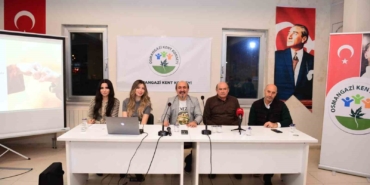 osmangazi-belediyesinden-sporcu-ailelerine-yol-gosteren-panel-AN9T1Blt.jpg