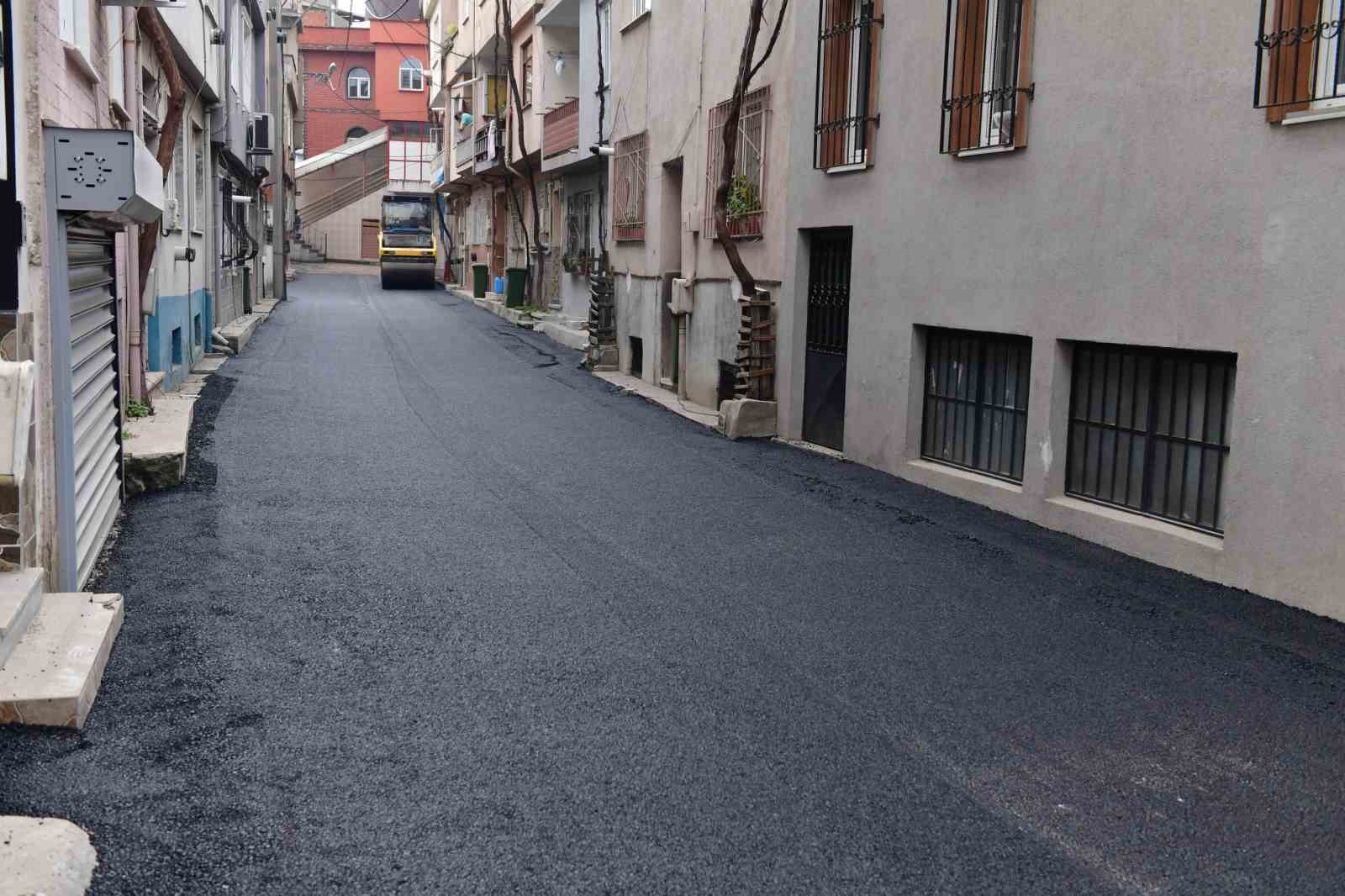osmangazi belediyesinden yesilova mahallesine yeni asfalt 4