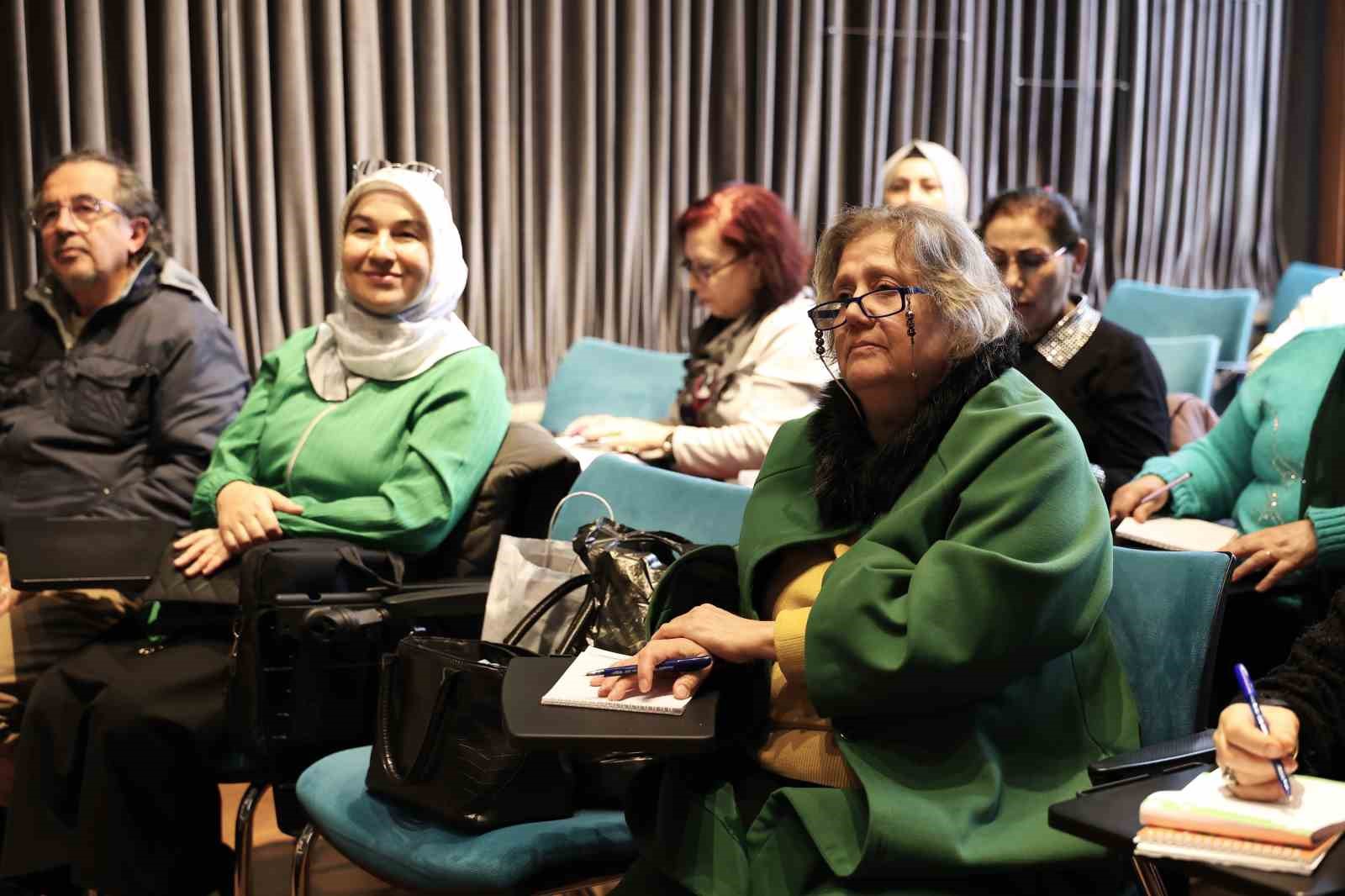 osmangazi belediyesinin atolyelerinde yeni sairler yetisiyor 0 aUPk1JbW