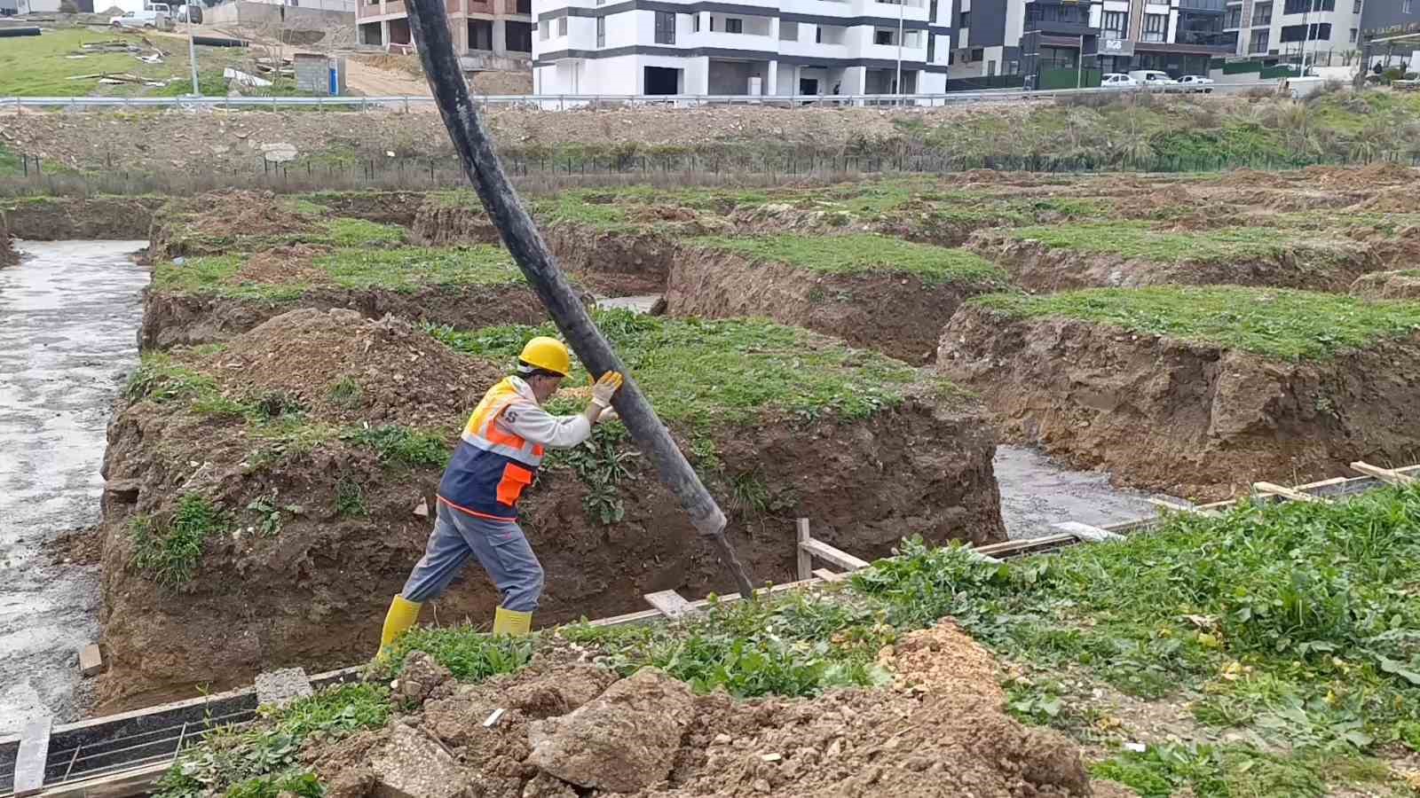 osmangazi demirtas sakarya mahallesinde kapali pazar alaninin temeli atildi 1