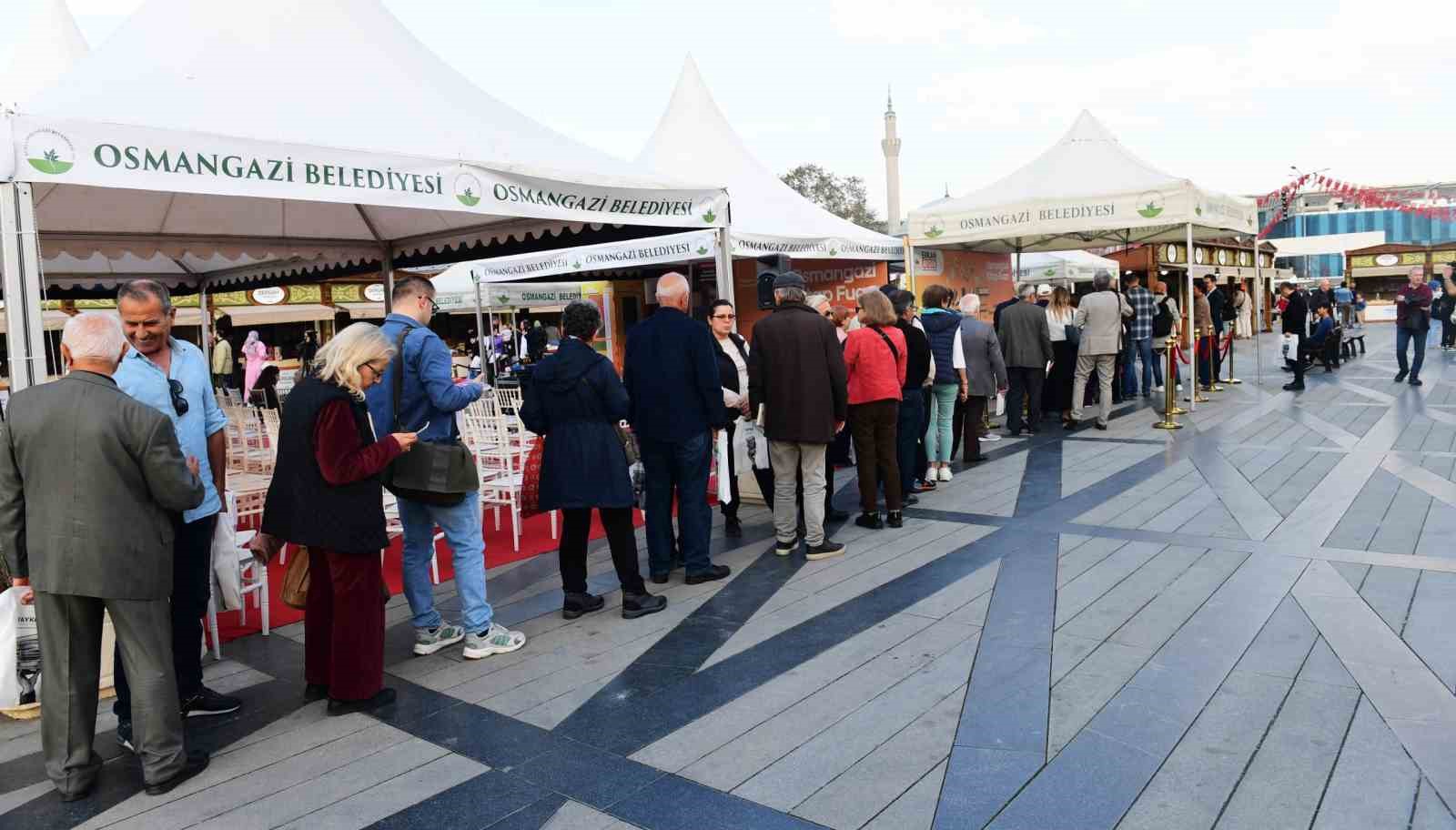 osmangazi kitap fuari 8inci gununde de doldu tasti 0 ZKnyKSI6