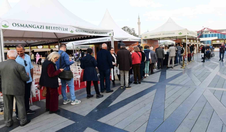 osmangazi-kitap-fuari-8inci-gununde-de-doldu-tasti-T4yMqLgN.jpg