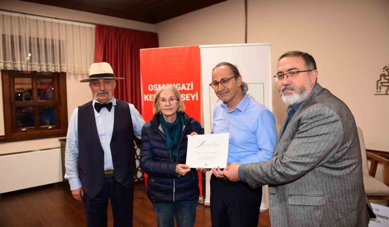 osmangazide-7den-70e-felsefe-yolculugu-basladi-yiTkB3pq.jpg