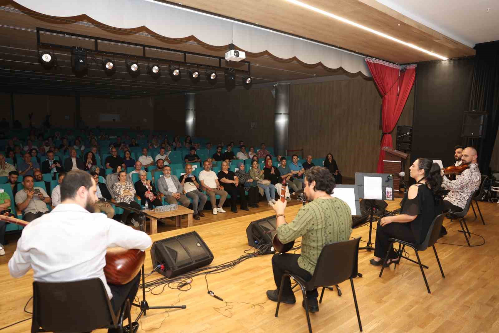 osmangazide anadolu turkulerinin ezgileri yukseldi 4 RXjhlDjv