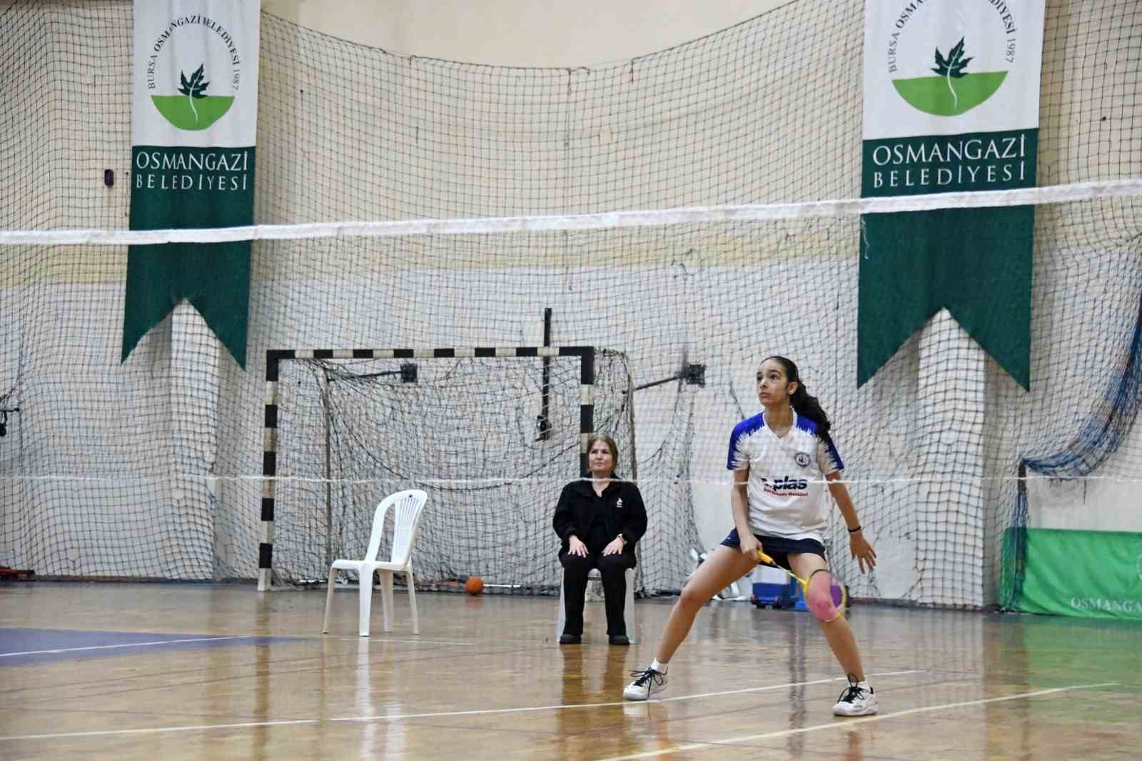 osmangazide badminton heyecani zirveye tasti 2 WYEHAFvG