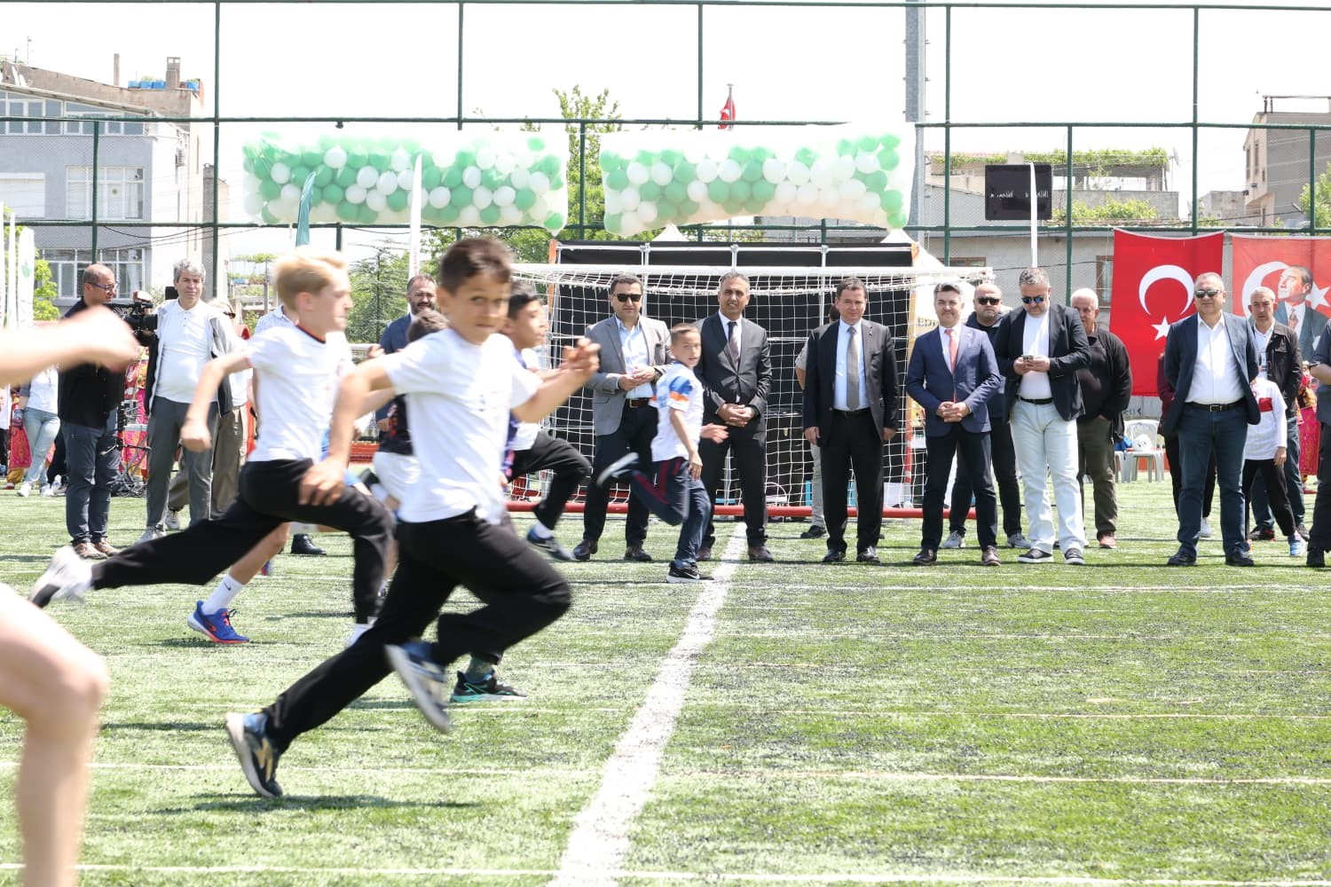 osmangazide cocuk olimpiyatlari nefes kesen yarislara sahne oldu 1 DAU9X9OE