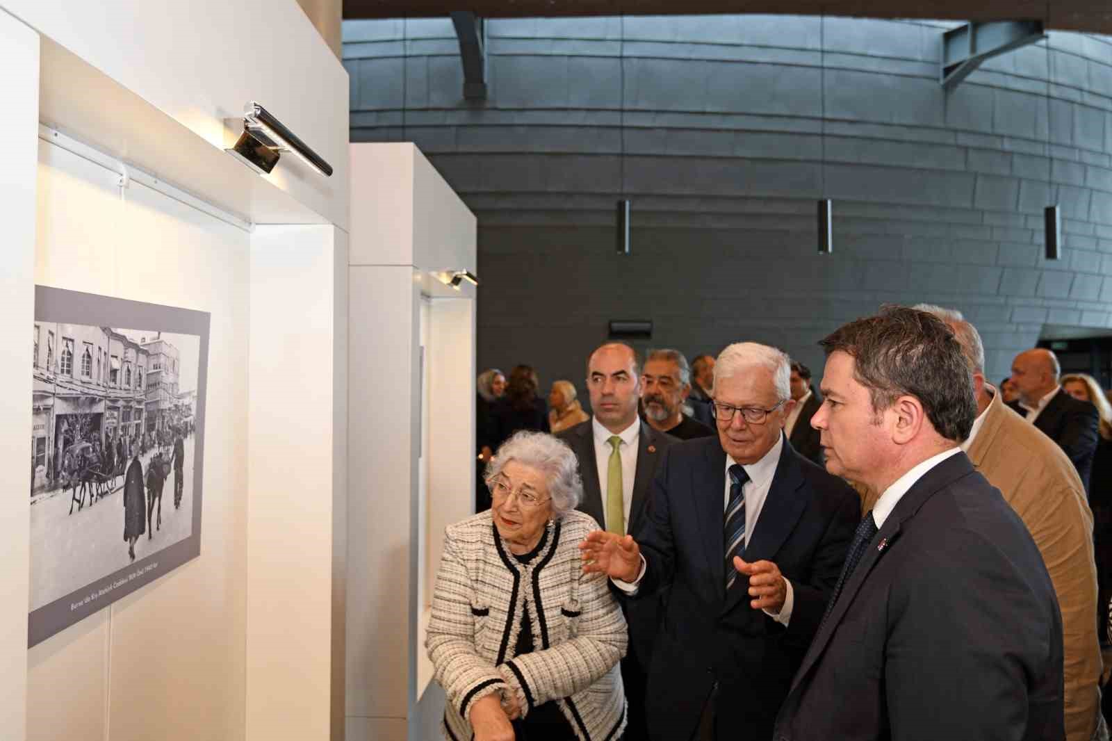 osmangazide cumhuriyet ruhunu yansitan fotograf sergisi 1 FtvLmATj