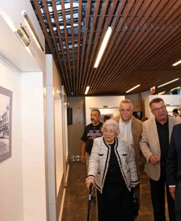 osmangazide-cumhuriyet-ruhunu-yansitan-fotograf-sergisi-LJwndp75.jpg