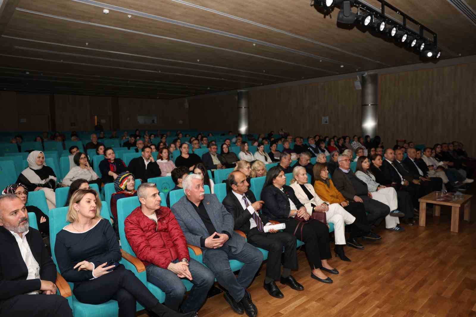 osmangazide dunya tiyatro gunu orhan kemalin hayatiyla taclandi 5 ezMcZRrK