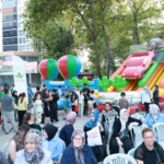 osmangazide-eglence-mahalle-mahalle-geziyor-Gad28FlA.jpg