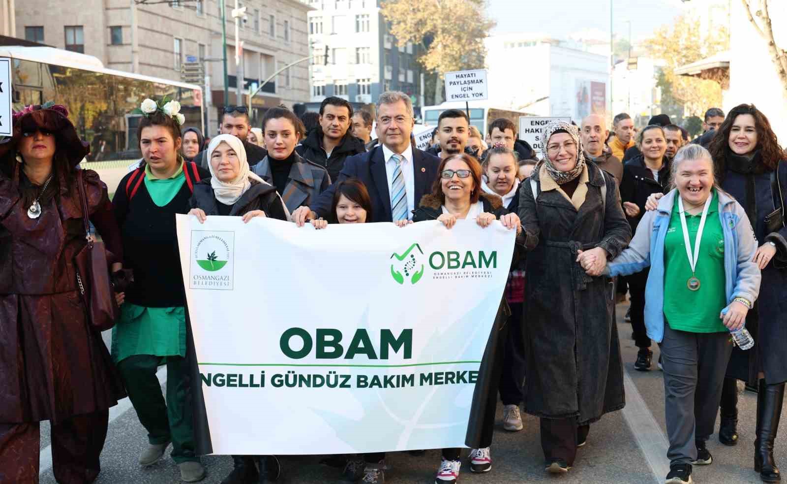 osmangazide engelli bireyler farkindalik icin yurudu 2 FbE2blb8