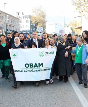 osmangazide-engelli-bireyler-farkindalik-icin-yurudu-SMCtkD65.jpg