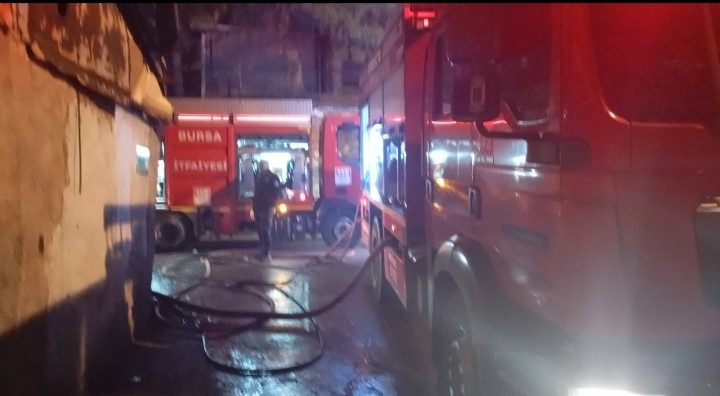 osmangazide gece saatlerinde yangin panigi 1 yarali 6