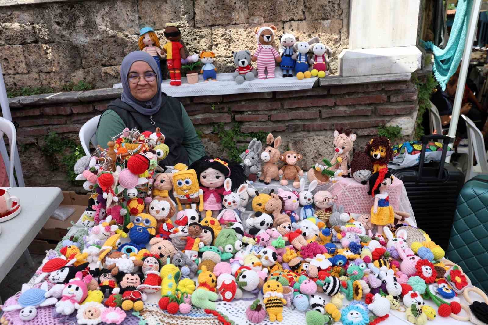 Osmangazi’de kadın emeği Babalar Günü’nde sergilendi 5 osmangazide kadin emegi babalar gununde sergilendi 1 rQ46PV5U
