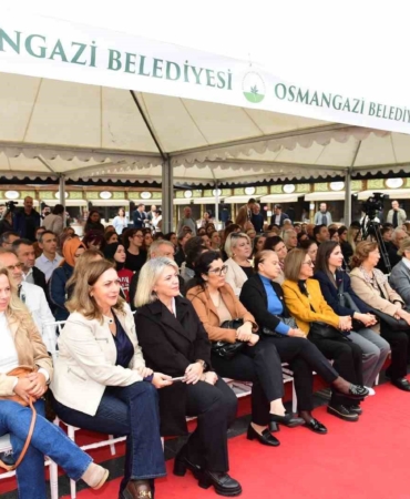 osmangazide-kitap-dolu-gunler-suruyor-UR5bLld2.jpg