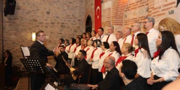 osmangazide-turkuler-gonullere-islendi-vdDb5Fsp.jpg
