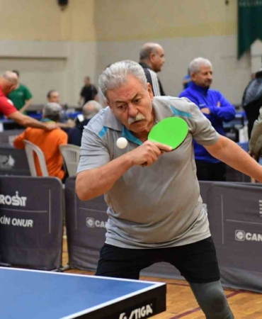 osmangazide-veteran-sporcular-final-icin-ter-doktu-K5EiFlGE.jpg