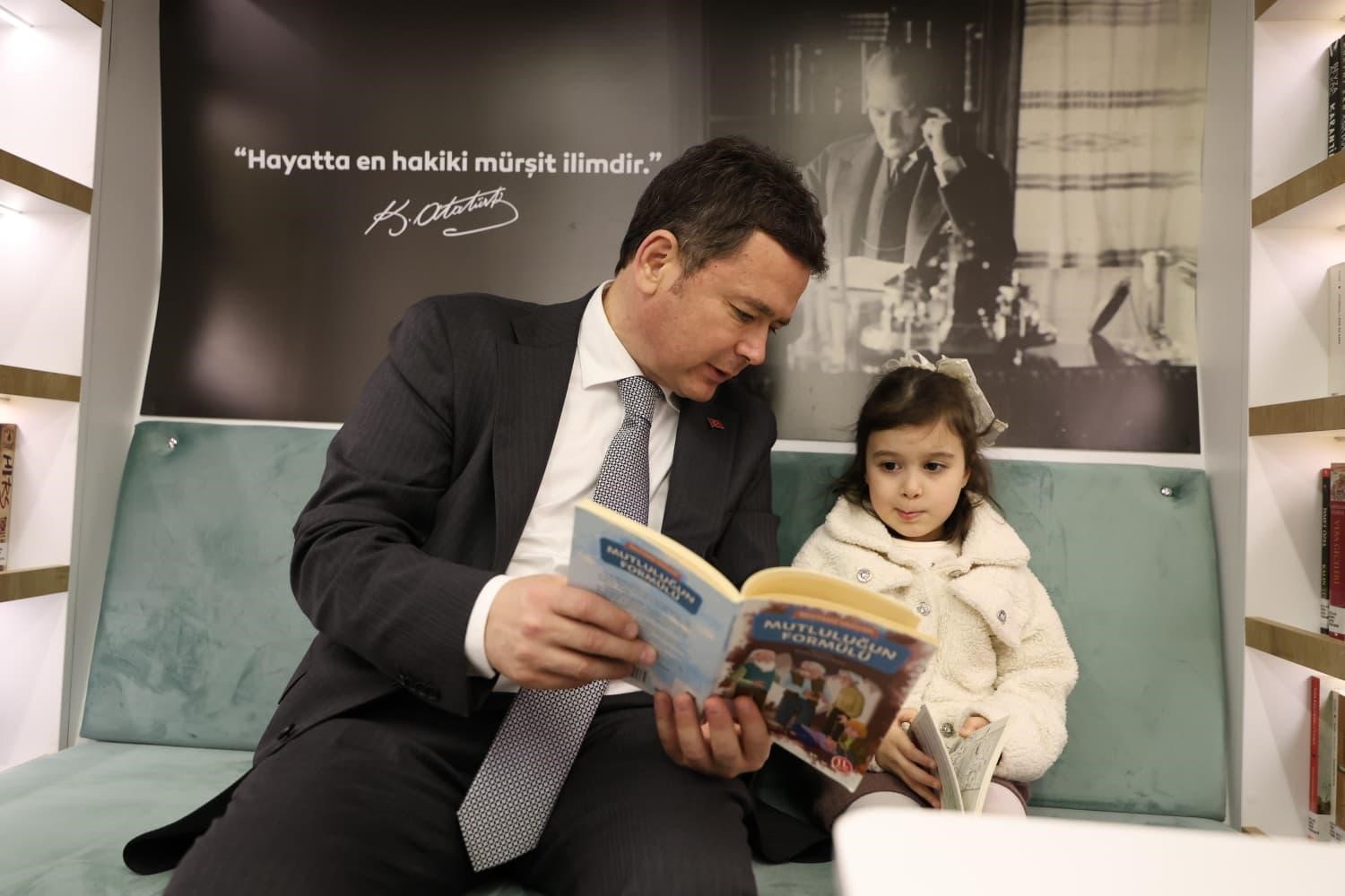 osmangazide yeni gezici kutuphane yollarda 1 LAGHsCLg