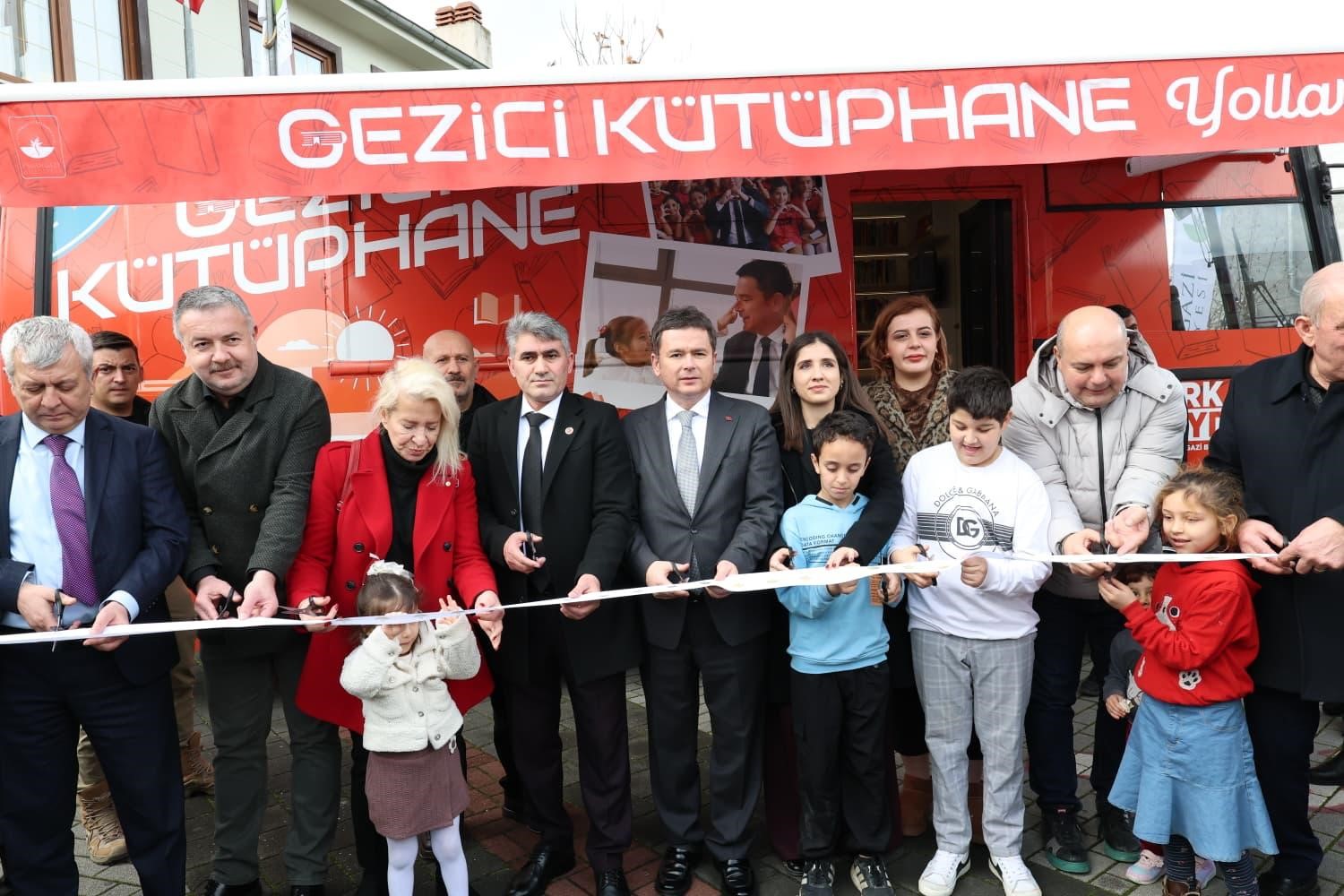osmangazide yeni gezici kutuphane yollarda 5 FertQY1M
