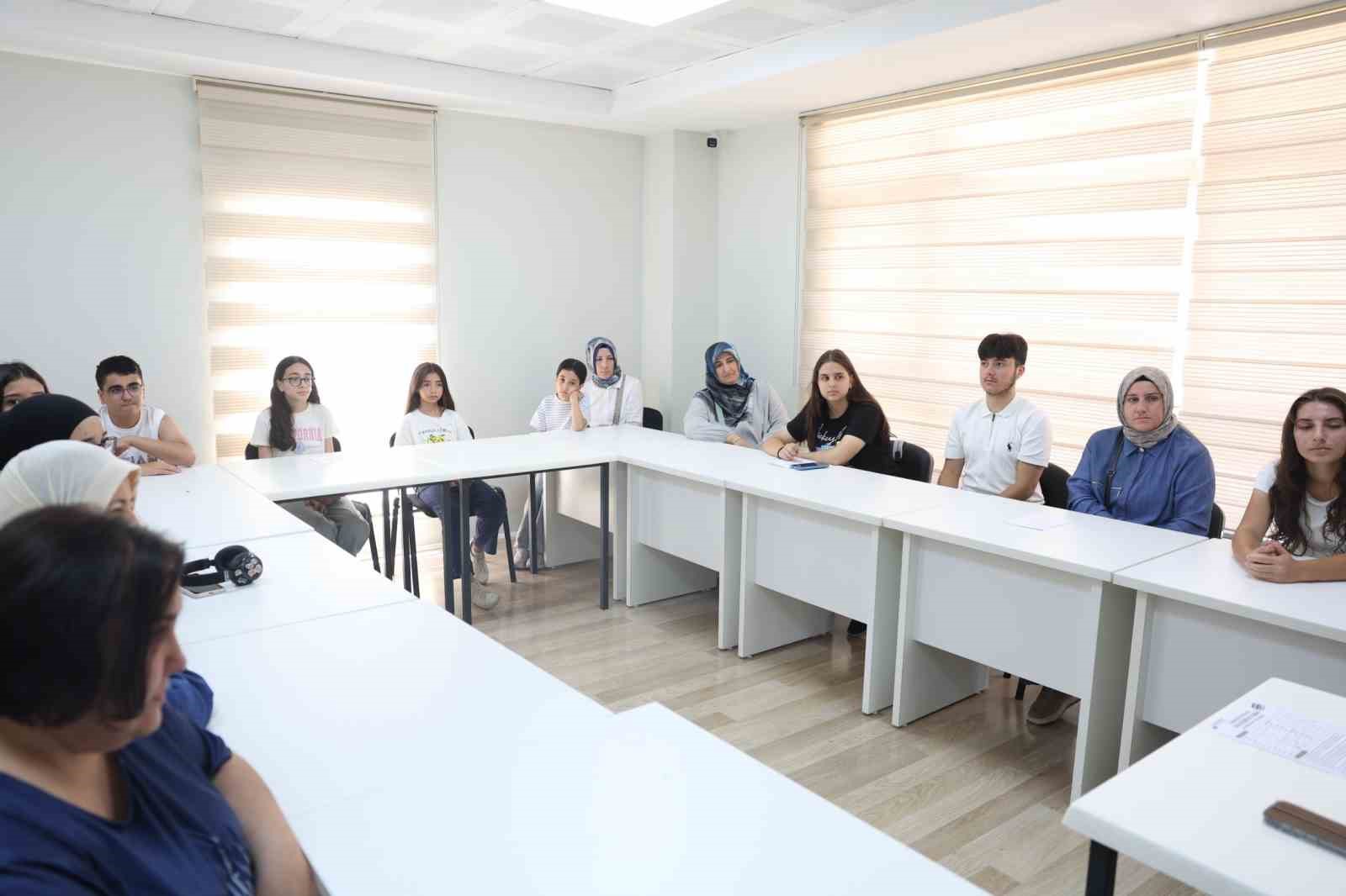 Osmangazi’den gençlerin geleceğine ücretsiz eğitim desteği 5 osmangaziden genclerin gelecegine ucretsiz egitim destegi 1