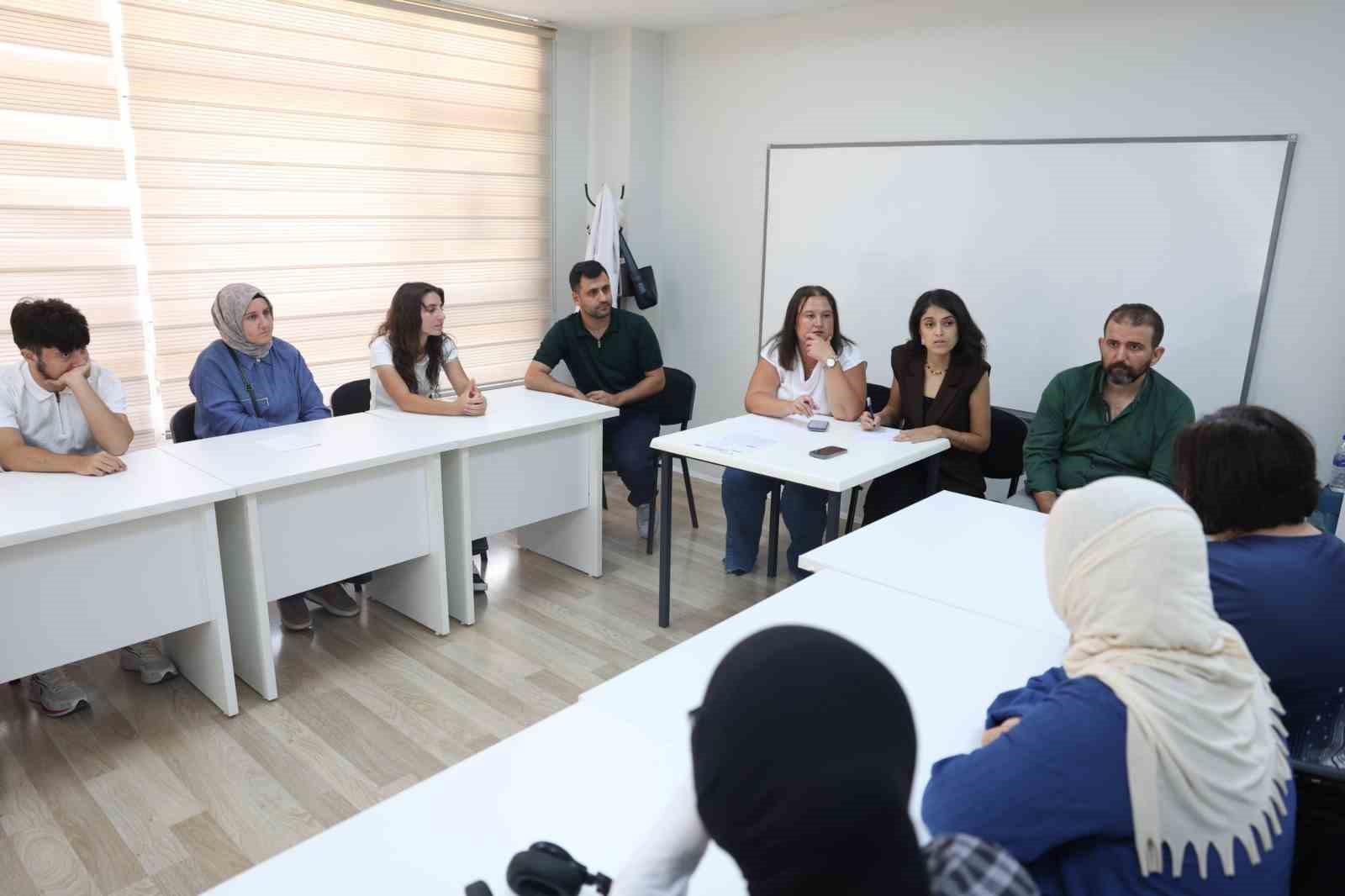 Osmangazi’den gençlerin geleceğine ücretsiz eğitim desteği 7 osmangaziden genclerin gelecegine ucretsiz egitim destegi 3 Kn88IupH