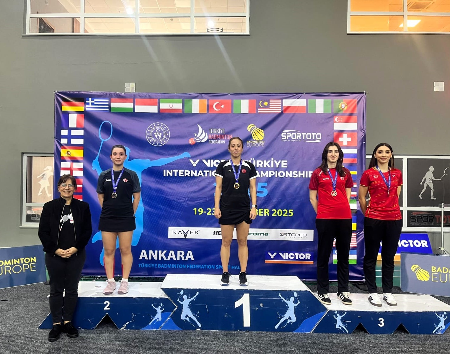 osmangazili badmintoncu adini zirveye yazdirdi 0 5AP3INkP