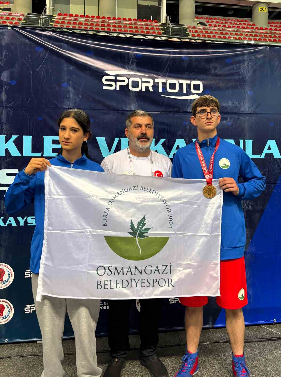 osmangazili boksor avrupa sampiyonasi yolunda 0 Vb41NUZq
