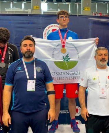 osmangazili-boksor-avrupa-sampiyonasi-yolunda-rHcDBaIM.jpg