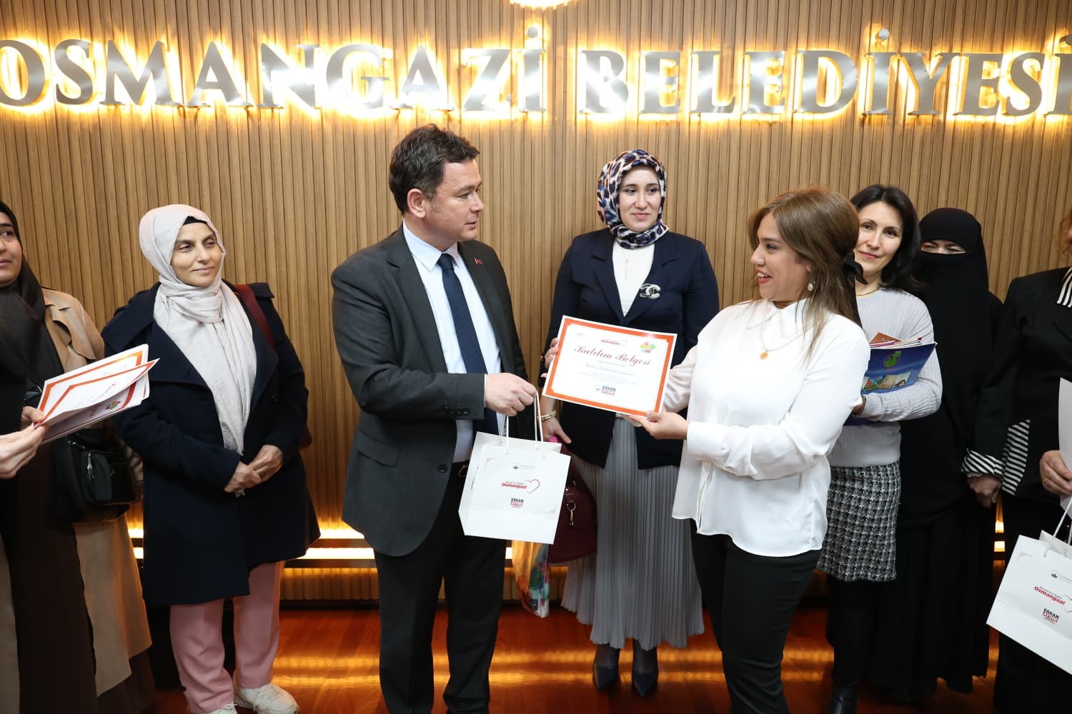 osmangazili kadinlar gelecege artik umutla bakiyor 1 zQi8tgEm