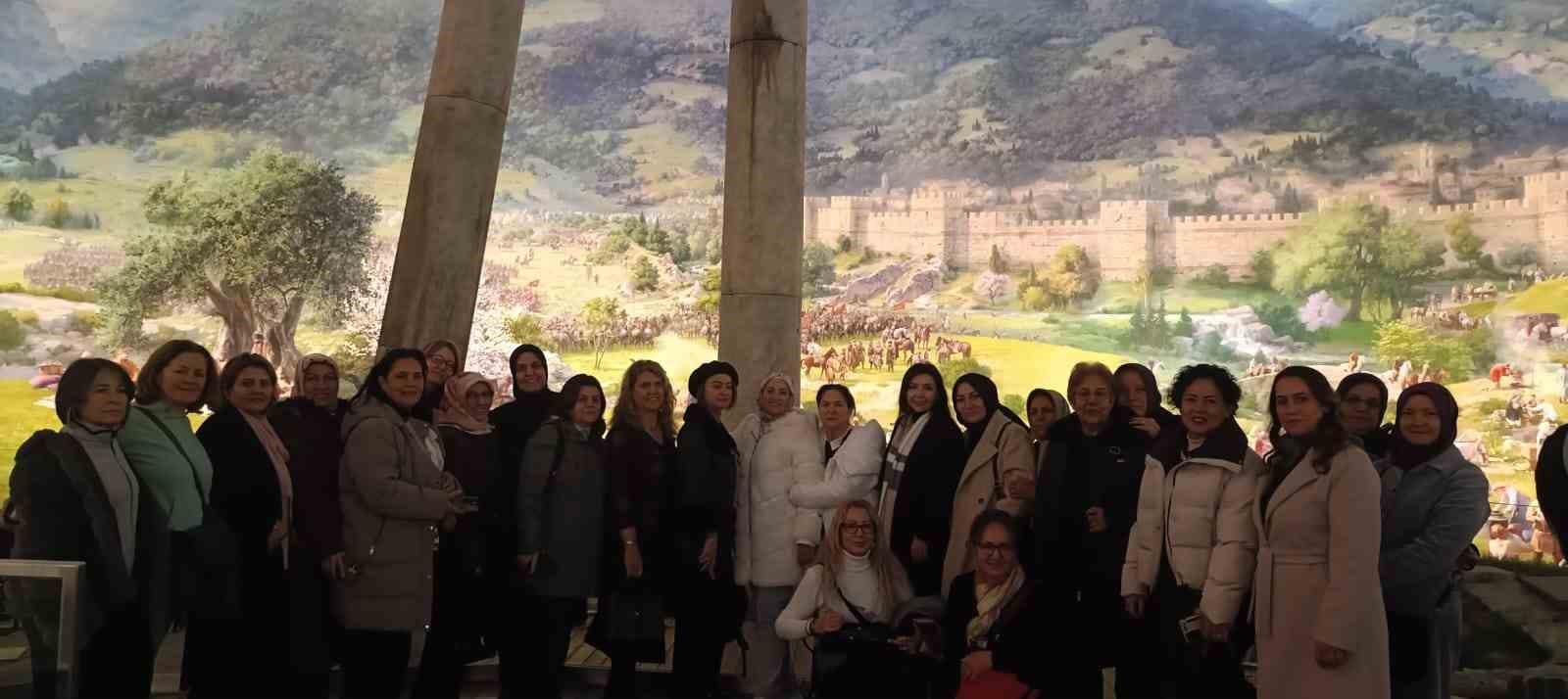 osmangazili kadinlar kultur turlariyla moral depoluyor 0 O6z4bjtb