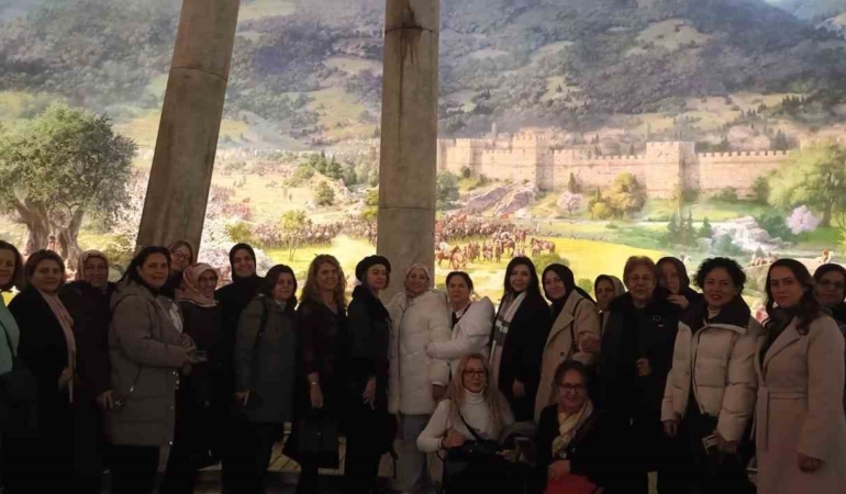 osmangazili-kadinlar-kultur-turlariyla-moral-depoluyor-FMR2qjLn.jpg