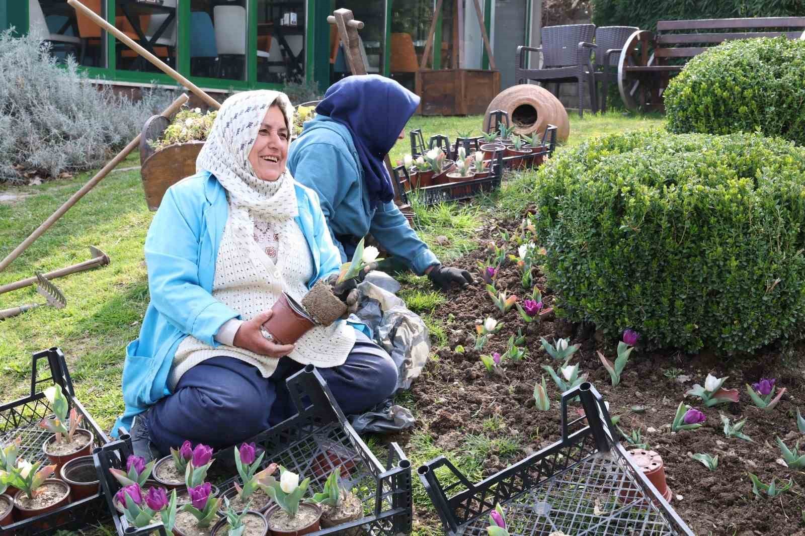 osmangazinin her bir noktasi cicek acti 3 4Xygqmuc