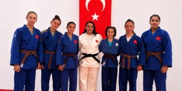 osmangazinin-milli-judoculari-avrupa-kupasinda-riRCdODv.jpg