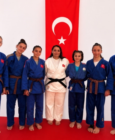 osmangazinin-milli-judoculari-avrupa-kupasinda-riRCdODv.jpg