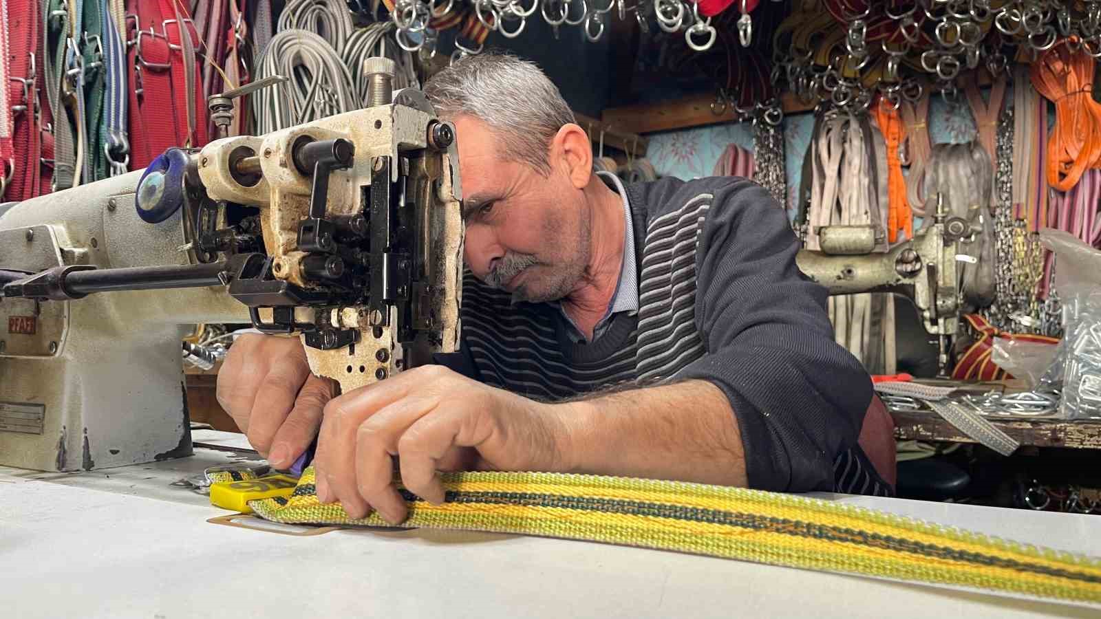 osmaniyede 48 yillik sarac ustasi meslegini kopek tasmasiyla yasatiyor 2 pXRiLc7m