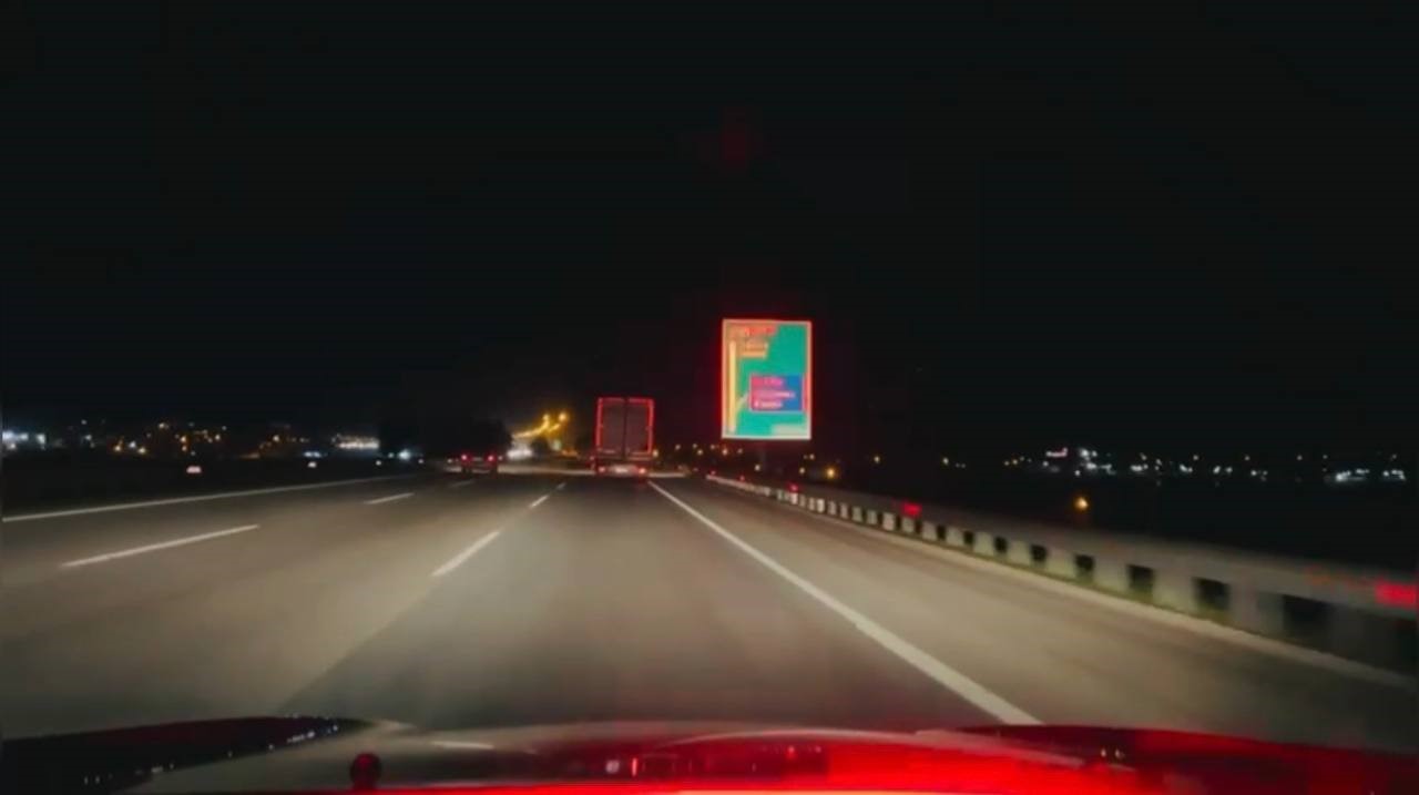 osmaniyede durdurulan tirda 1 milyon liralik kacak makaron ele gecirildi 4 DgD2ayFt